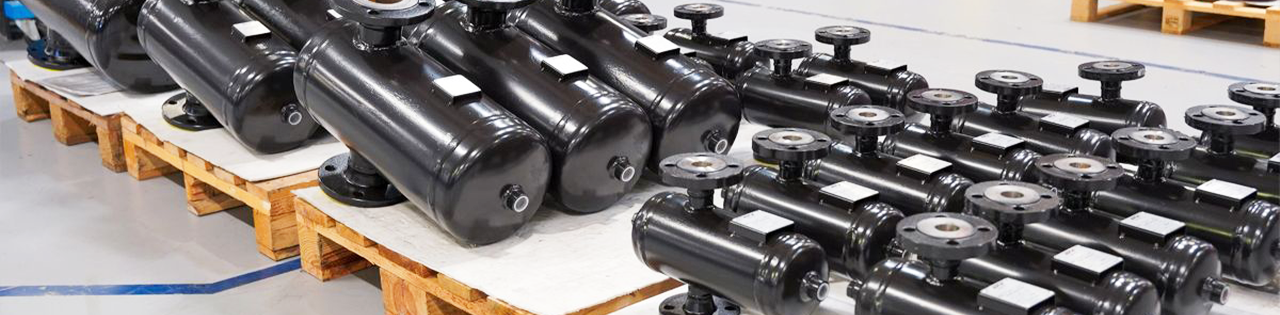 Separators steam and compressed air or liquid systems